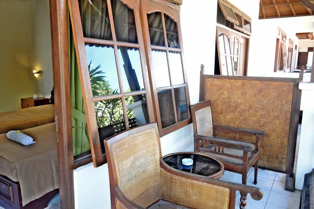 Yulia 2 Homestay Sanur Екстер'єр фото