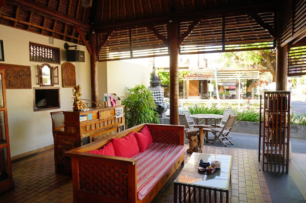 Yulia 2 Homestay Sanur Екстер'єр фото