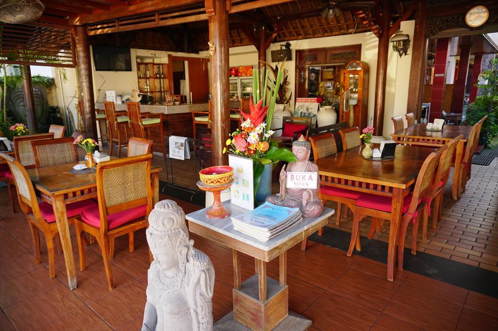 Yulia 2 Homestay Sanur Екстер'єр фото